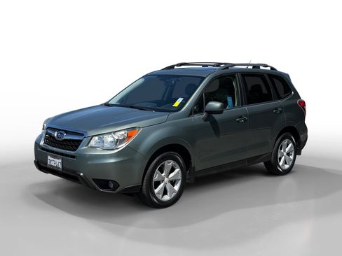 Used 2015 Subaru Forester 2.5i Limited AWD/4WD image 1
