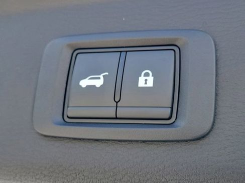 New 2026 Mitsubishi Outlander SE FWD image 12