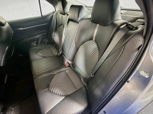 Used 2022 Toyota Camry SE FWD image 20