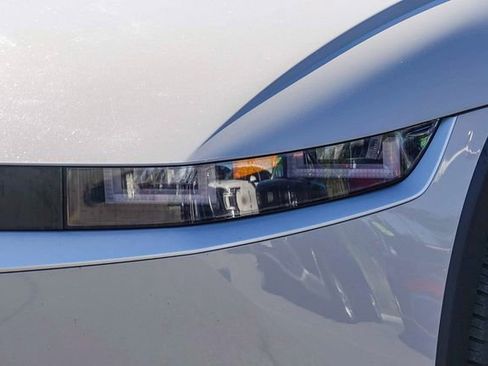 Used 2024 Hyundai Ioniq 5 SEL image 9