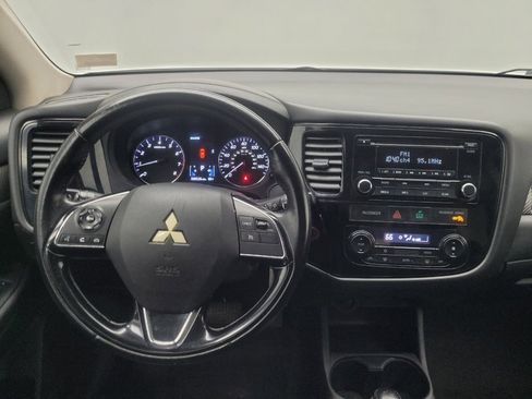 Used 2016 Mitsubishi Outlander SE AWD/4WD image 22