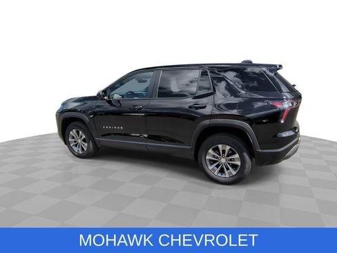 Used 2025 Chevrolet Equinox LT AWD/4WD image 7