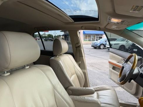 Used 2004 Lexus RX 330 AWD image 24