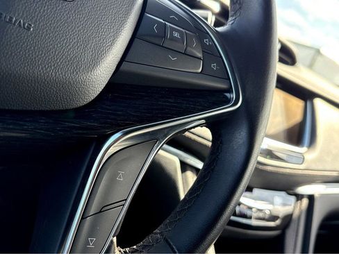 Used 2024 Cadillac XT5 Premium Luxury FWD image 16