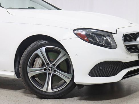 Used 2019 Mercedes-Benz E 450 4MATIC Cabriolet image 5