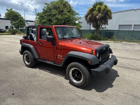 Used 2009 Jeep Wrangler X AWD/4WD image 3