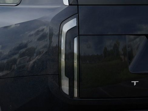 New 2027 Kia Telluride S image 11