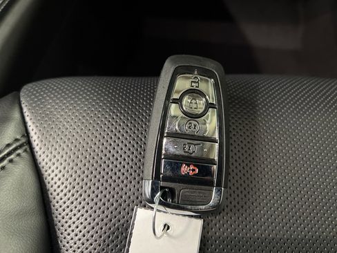 New 2026 Lincoln Corsair Grand Touring image 42