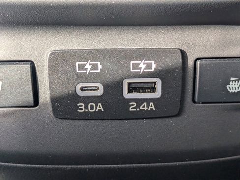 Certified 2025 Subaru Outback Limited w/ Popular Package #2 image 16