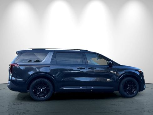 New 2026 Kia Carnival SX Prestige image 3