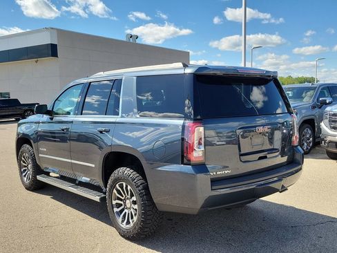 Used 2019 GMC Yukon SLT w/ Premium Edition AWD/4WD image 3