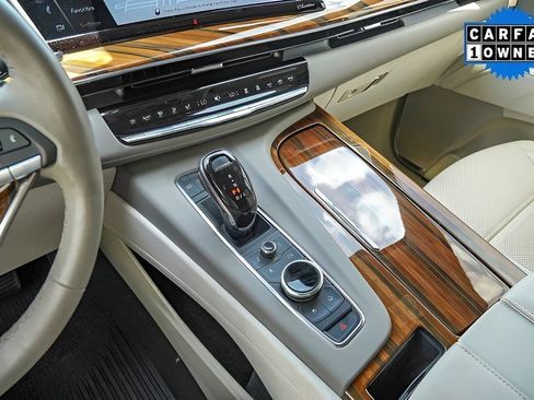 Used 2024 Cadillac Escalade Sport Platinum w/ LPO, ONYX Package image 19