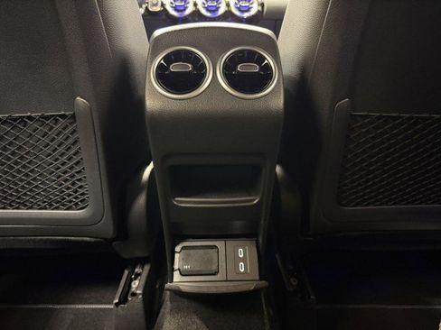 Certified 2025 Mercedes-Benz GLA 250 image 21