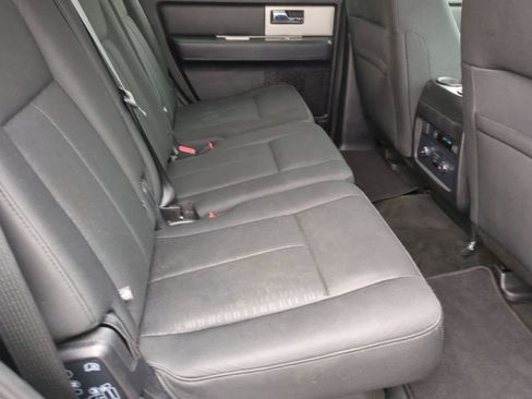 Used 2017 Ford Expedition XLT image 20