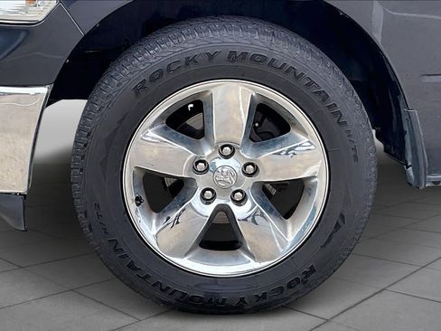 Used 2019 RAM 1500 Lone Star image 11