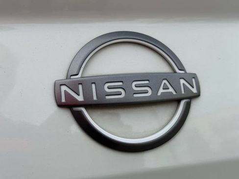 Used 2025 Nissan Altima 2.5 SV FWD image 10