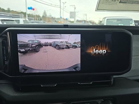 New 2026 Jeep Gladiator Sport image 28