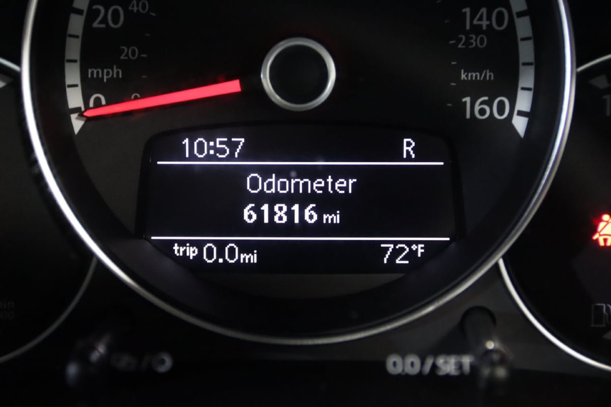 Used 2016 Volkswagen Beetle 1.8T Denim FWD image 45