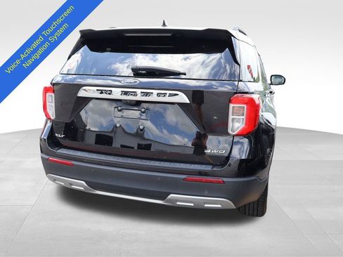 Used 2023 Ford Explorer XLT w/ Equipment Group 202A AWD/4WD image 13