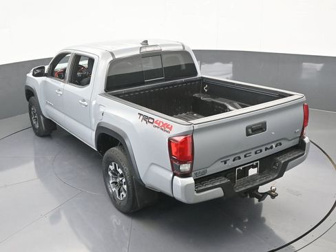 Used 2019 Toyota Tacoma TRD Off-Road image 47
