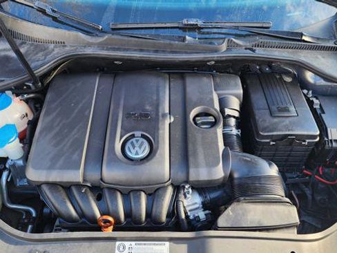 Used 2010 Volkswagen Jetta Limited Edition image 21