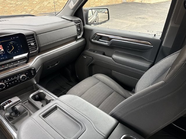 Certified 2022 Chevrolet Silverado 1500 RST w/ Convenience Package II AWD/4WD image 11