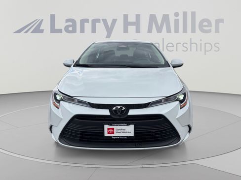 Certified 2025 Toyota Corolla LE FWD image 8