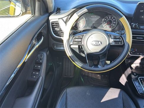 Used 2021 Kia Seltos SX image 25