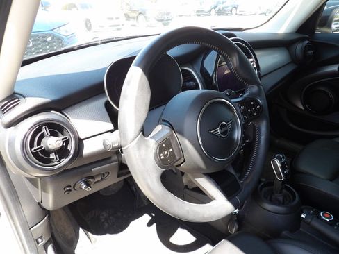 Used 2022 MINI Cooper S image 22