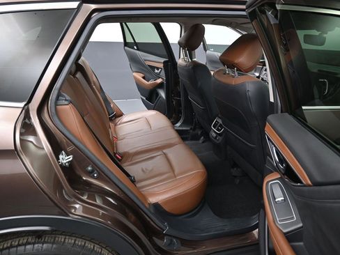 Used 2021 Subaru Outback Touring XT image 36