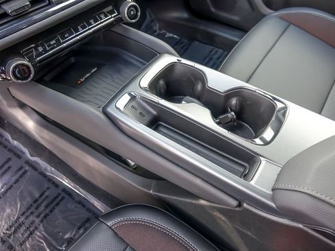 New 2026 Chevrolet Equinox EV RS FWD image 26