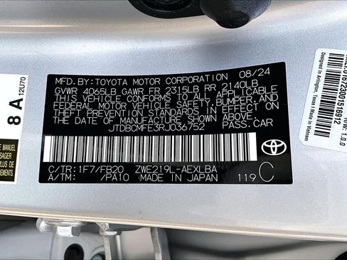 Certified 2024 Toyota Corolla LE w/ LE Convenience Package image 32