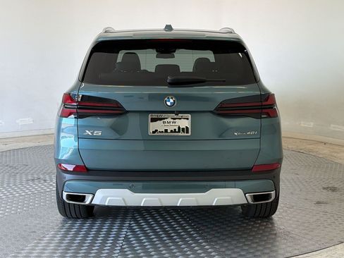 Used 2024 BMW X5 xDrive40i w/ Premium Package AWD/4WD image 10