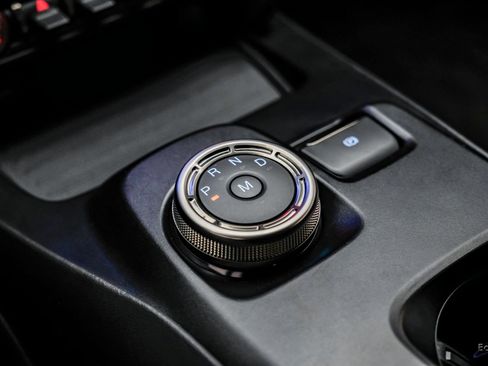 Used 2021 Ford Mustang Shelby GT500 w/ Technology Package image 78