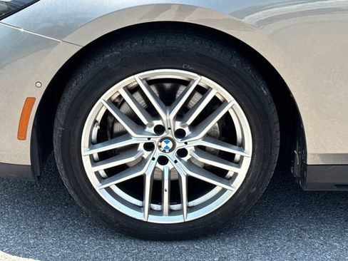 Used 2024 BMW 530i RWD image 25
