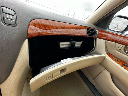 Used 2005 Lexus LS 430 image 82