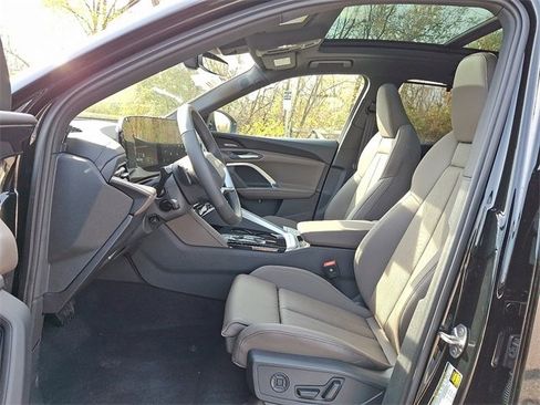 New 2025 Audi Q5 Premium Plus image 9