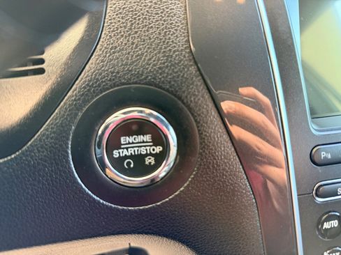 Used 2018 Ford Explorer Sport image 10