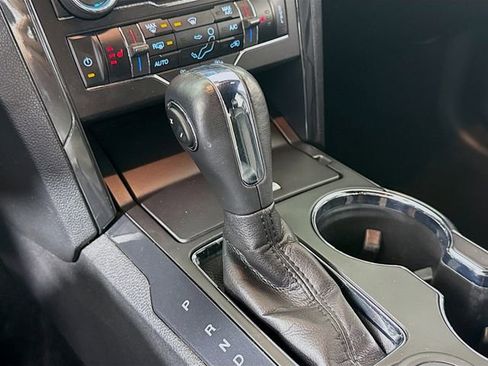 Certified 2019 Ford Explorer XLT w/ Equipment Group 202A image 17