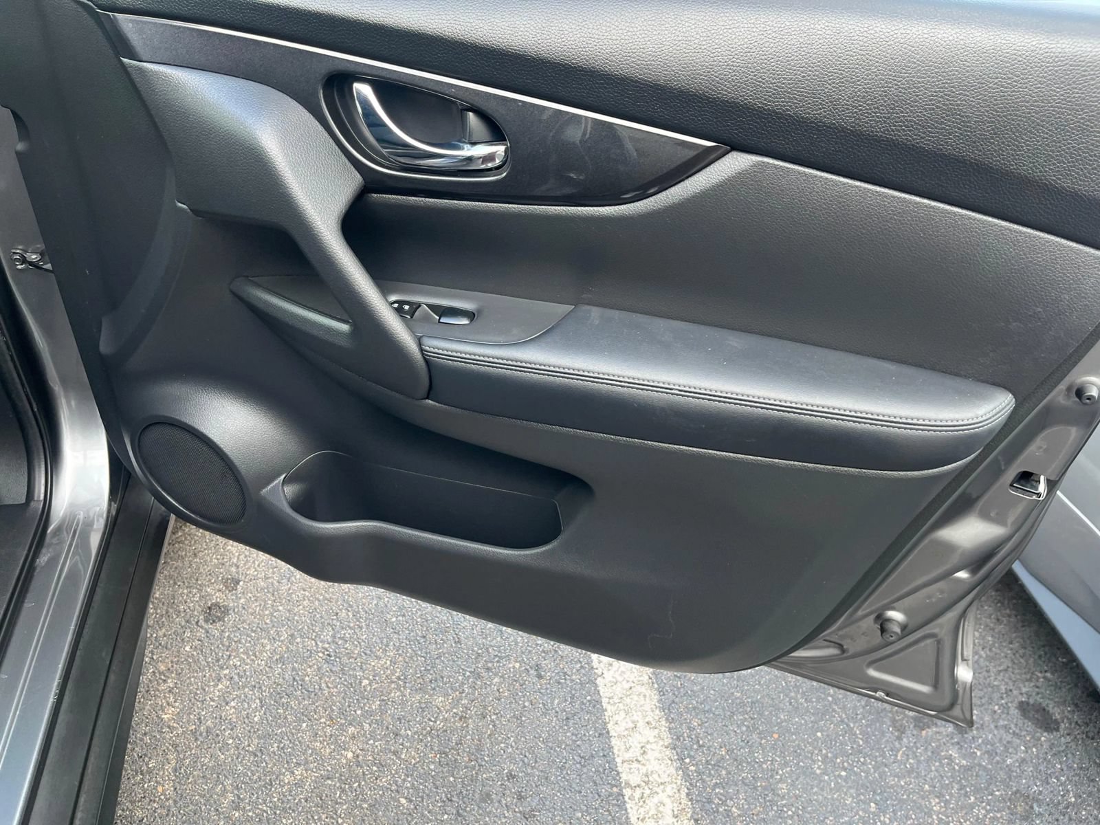 Used 2020 Nissan Rogue S w/ Special Edition Package AWD/4WD image 47