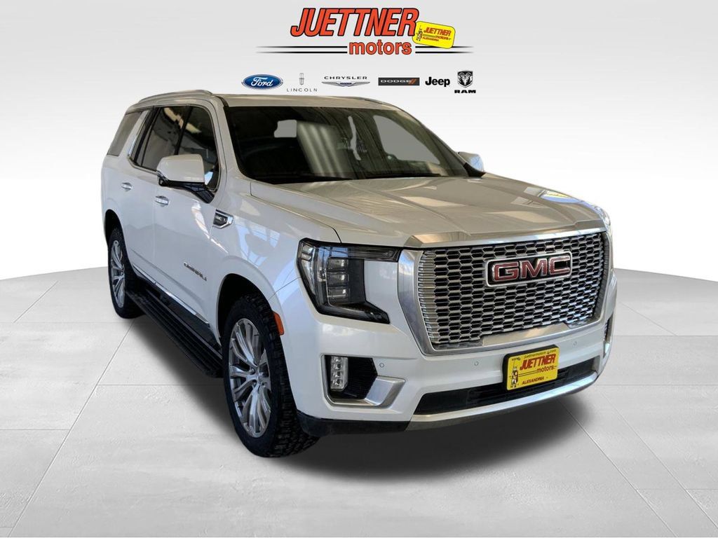 Used 2021 GMC Yukon Denali w/ Denali Premium Package AWD/4WD image 2