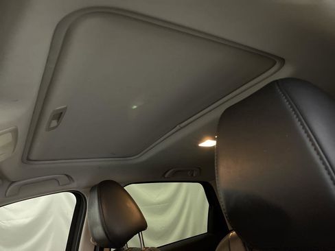 Used 2019 MAZDA CX-5 Touring image 22