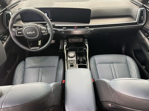 Used 2025 Kia Sorento SX Prestige AWD/4WD image 15
