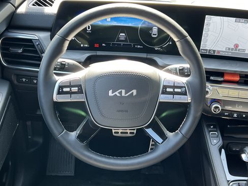 Used 2025 Kia Telluride SX Prestige X-Line AWD/4WD image 24
