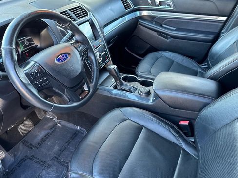 Used 2017 Ford Explorer Sport image 9
