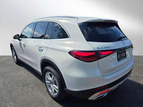 Certified 2026 Mercedes-Benz GLC 300 image 5