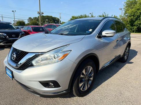 Used 2017 Nissan Murano SV FWD image 21