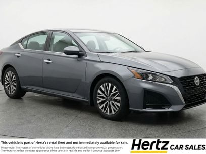 Used 2025 Nissan Altima 2.5 SV