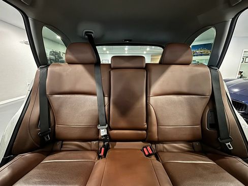 Used 2019 Subaru Outback 2.5i Touring AWD/4WD image 24