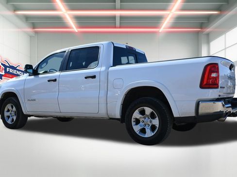 Used 2025 RAM 1500 Big Horn AWD/4WD image 2